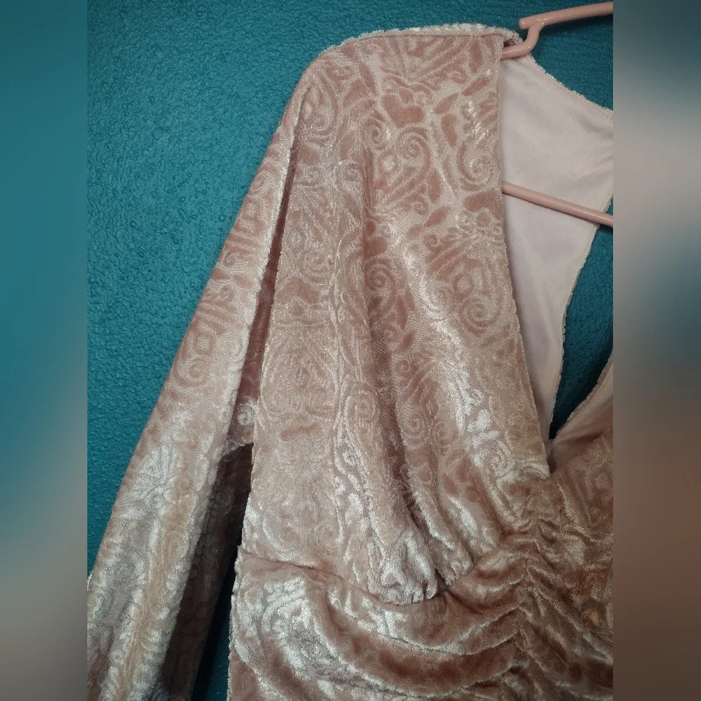 Y2K Self Esteem Fairy Barbie Dusty Baby Pink Velvet Open Back Scrunched Blouse - Picture 2 of 7
